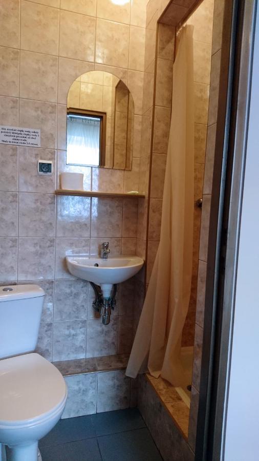 Dom Weselny Wenus Pokoje Hotelowe Przedborz Extérieur photo